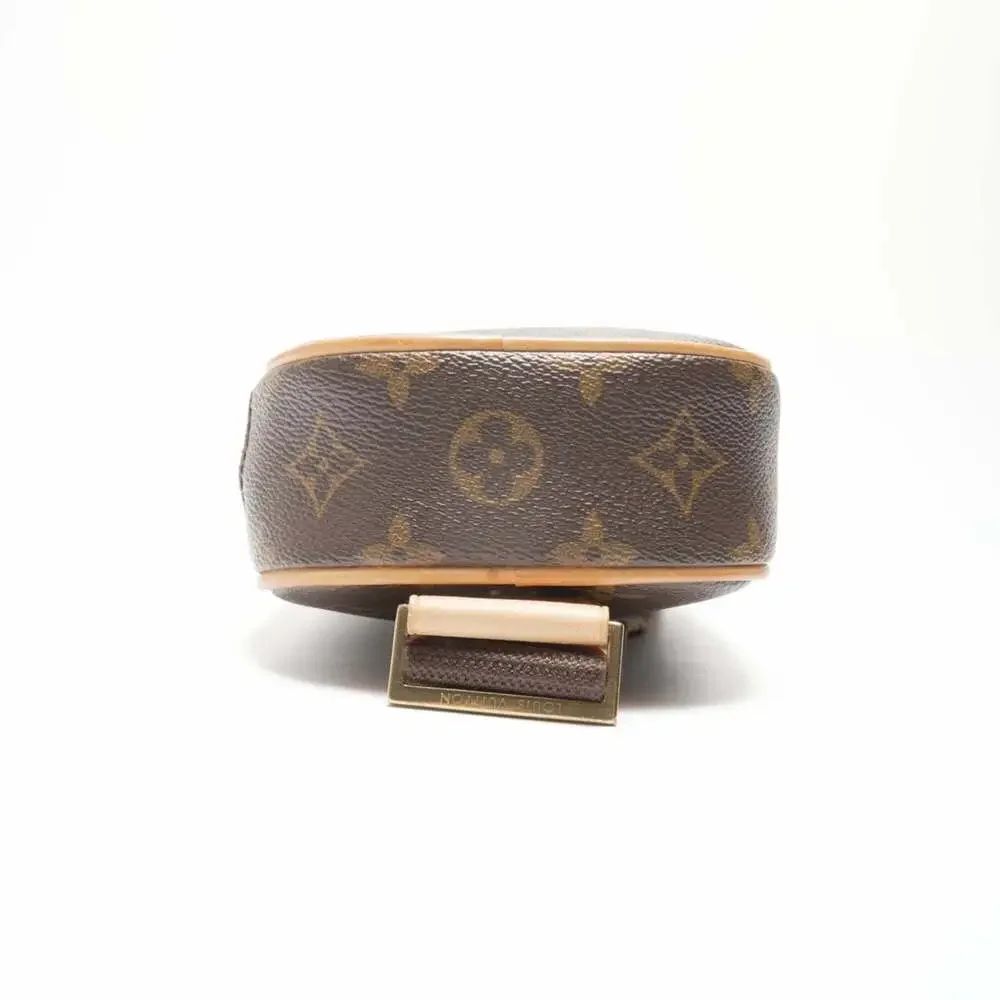 LOUIS VUITTON Brown Monogram Pochette Shoulder Bag